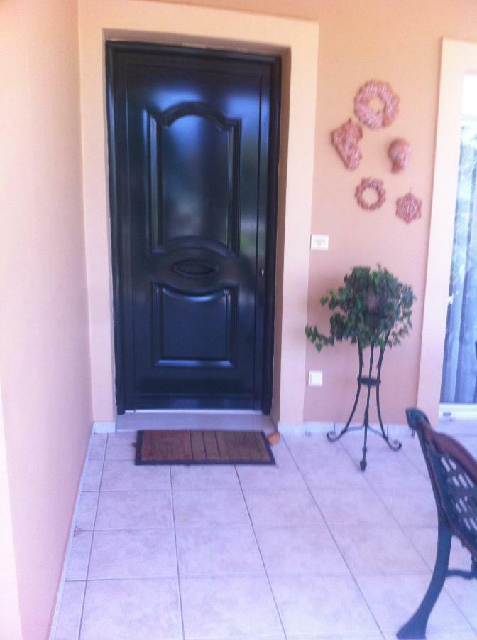 Menegata Garden Home Аргостолион Екстериор снимка